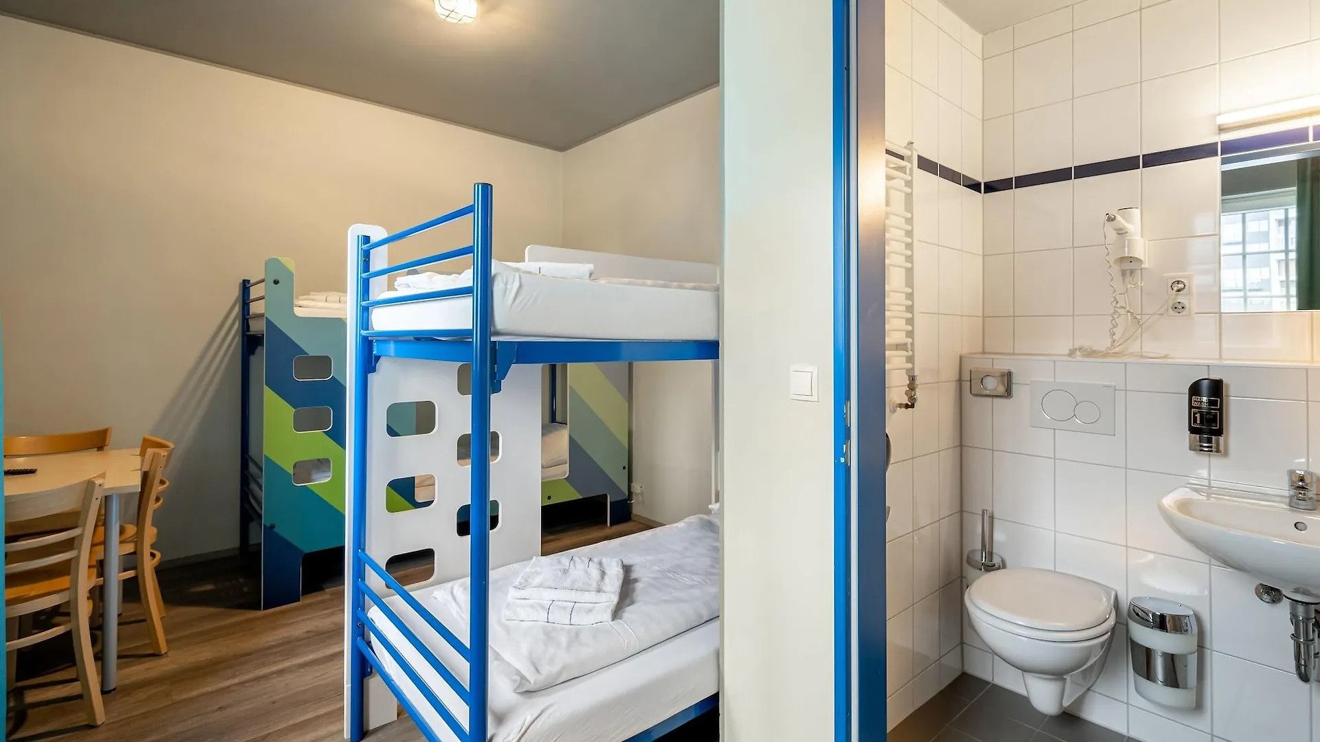 A&O Salzburg Hauptbahnhof Hostel