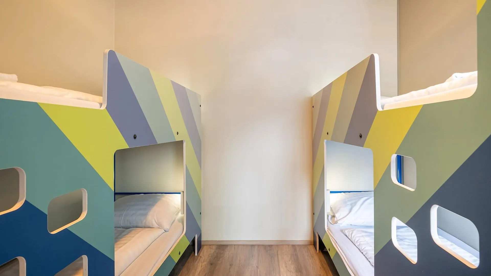 A&O Salzburg Hauptbahnhof Hostel