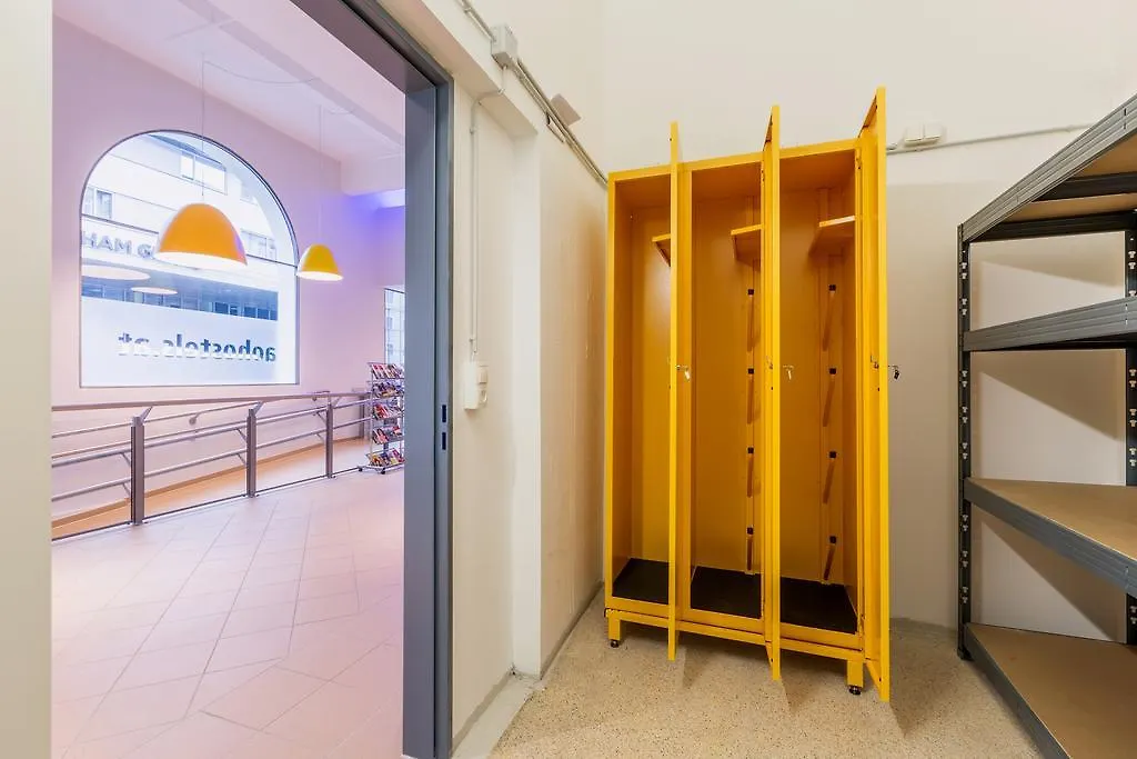 A&O Salzburg Hauptbahnhof Hostel