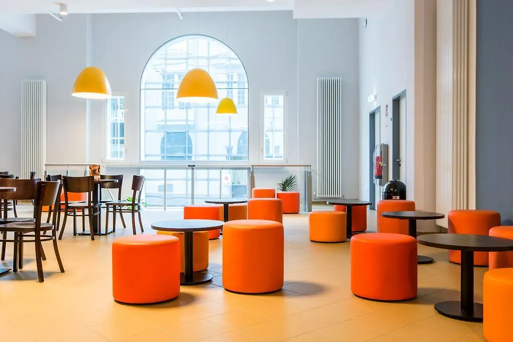 A&O Salzburg Hauptbahnhof Hostel